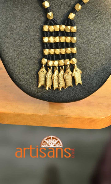 Tribal Jewellery:Necklace with fish pendants