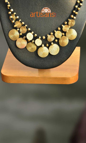 Tribal Jewellery:Necklace with circular pendants