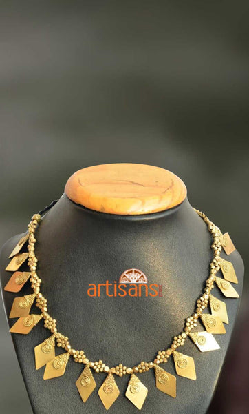 Tribal Jewellery:Necklace with conch shaped pendants