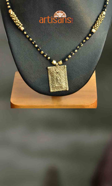 Tribal Jewellery:Necklace with rectangular pendant