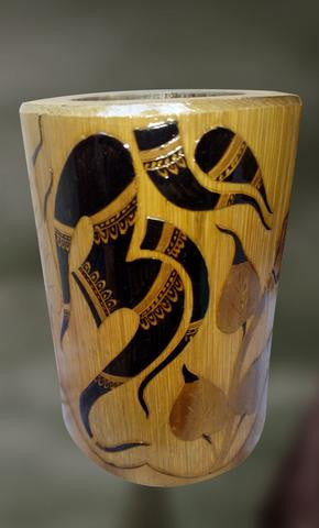 Pen stand : With OM Sign